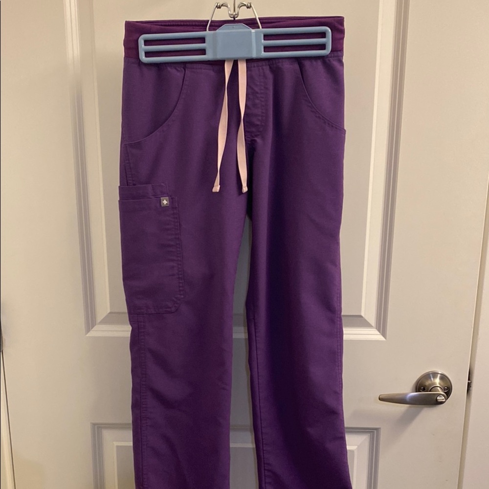 Figs Scrub Bottoms, Purple